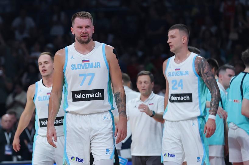 欧媒:东契奇对国家队热身赛表现不满,在更衣室主动发声